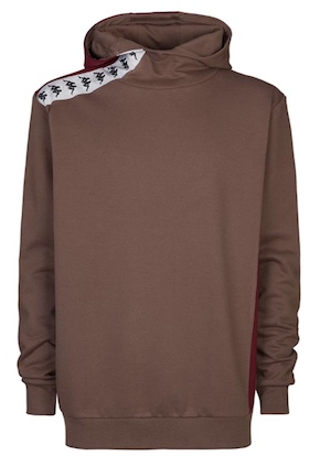 Ropa de Karol G Kappa